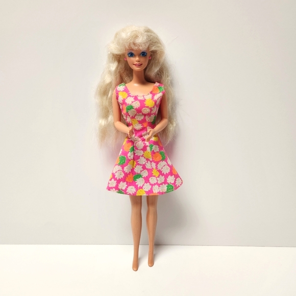 5/$20  1996 Barbie 6 Complete Fashions Dress - Picture 2 of 5
